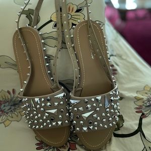 Nude color sandals w studs